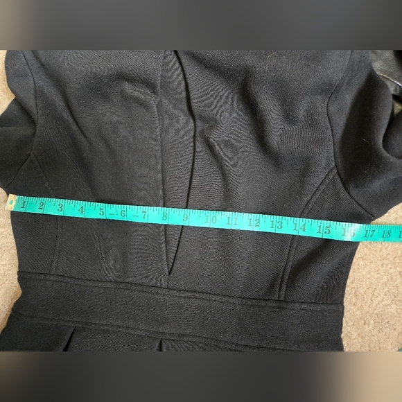 KNITTED DOVE ANTHROPOLOGIE Back and Red Cotton Lined Coat. Size Med - Picture 11 of 13